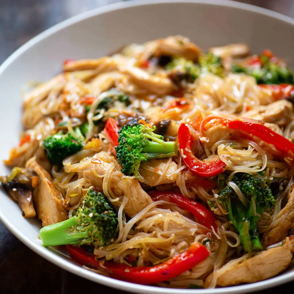 Savory Chicken Stir Fry with Rice Noodles